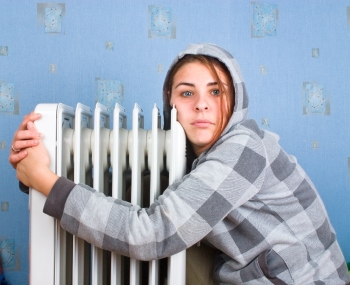 Frieren Sie öfter, haben Sie kalte Hände oder Füße? Dann leiden Sie vermutlich an chronischer Untertemperatur – was nicht nur eine Unpässlichkeit ist.