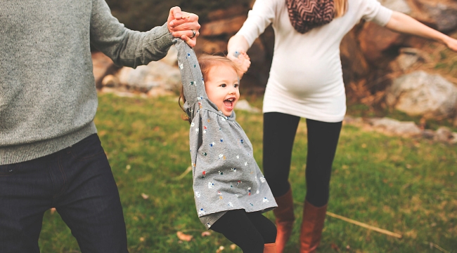 Ein Kind will und soll Mittelpunkt in der Familie sein – nicht immer, aber so häufig, dass es sich aufgehoben fühlen kann.