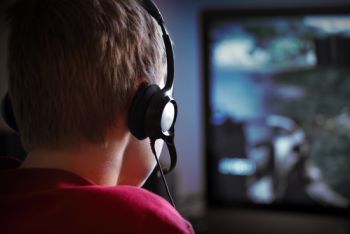 Faszination Gewalt: Computer-Kids lernen die Freude am Töten.